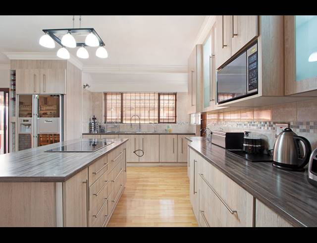 4 BEDROOM HOUSE FOR SALE IN GOODWOOD PARK